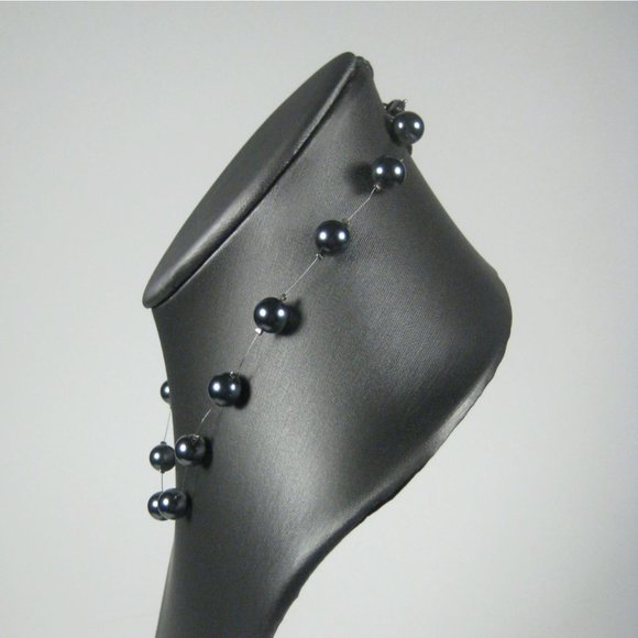 Carolee Imitation Gray Pearl Beaded Necklace 17 inch Silvertone Floating Station - Picture 7 of 8